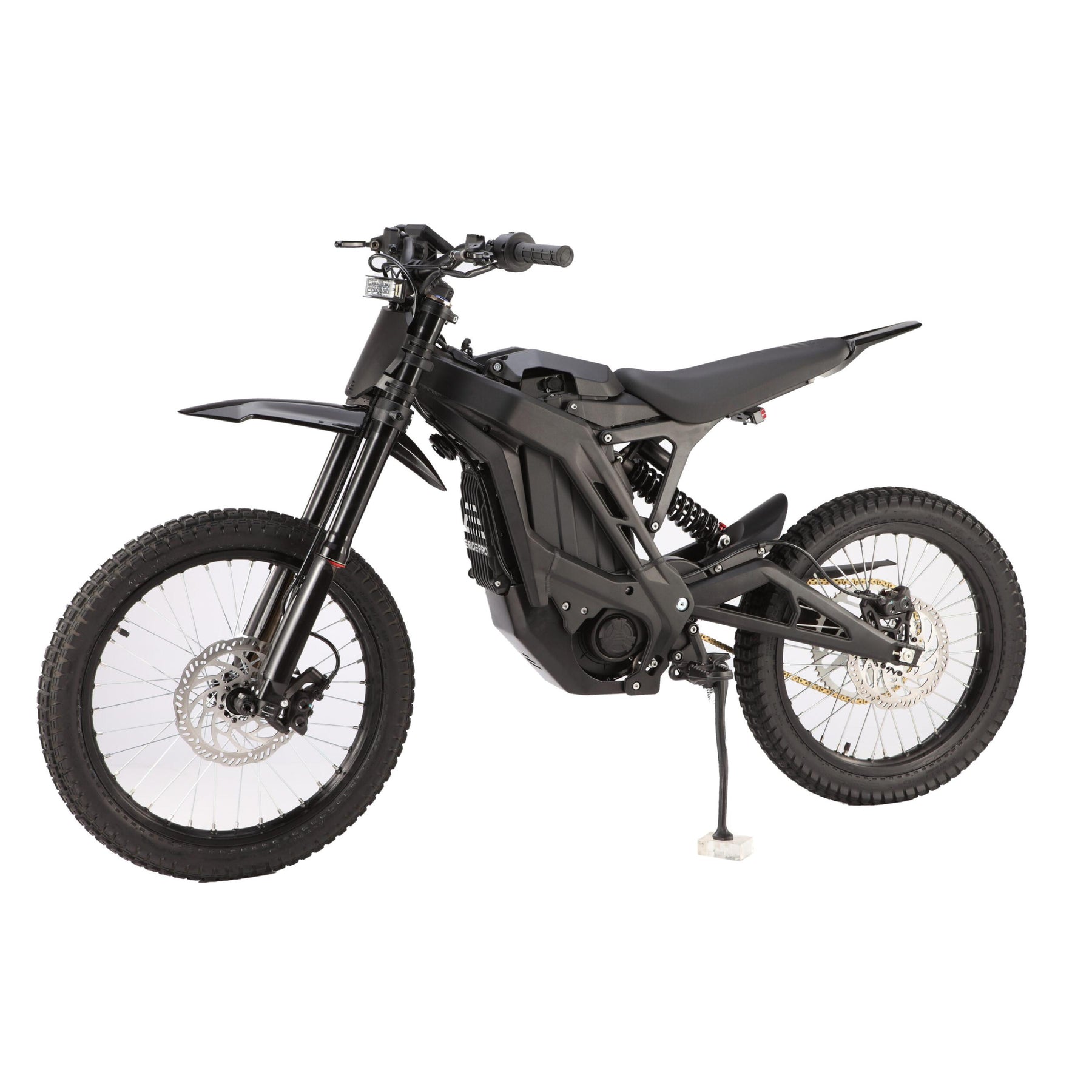 The E-Ride Pro SS 3.0 is a sleek, black electric dirt bike with a minimalist design, advanced BMS system, high seat, robust tires, disc brakes, and angular bodywork. Set on a plain white background, it effortlessly highlights its modern and sporty appearance.