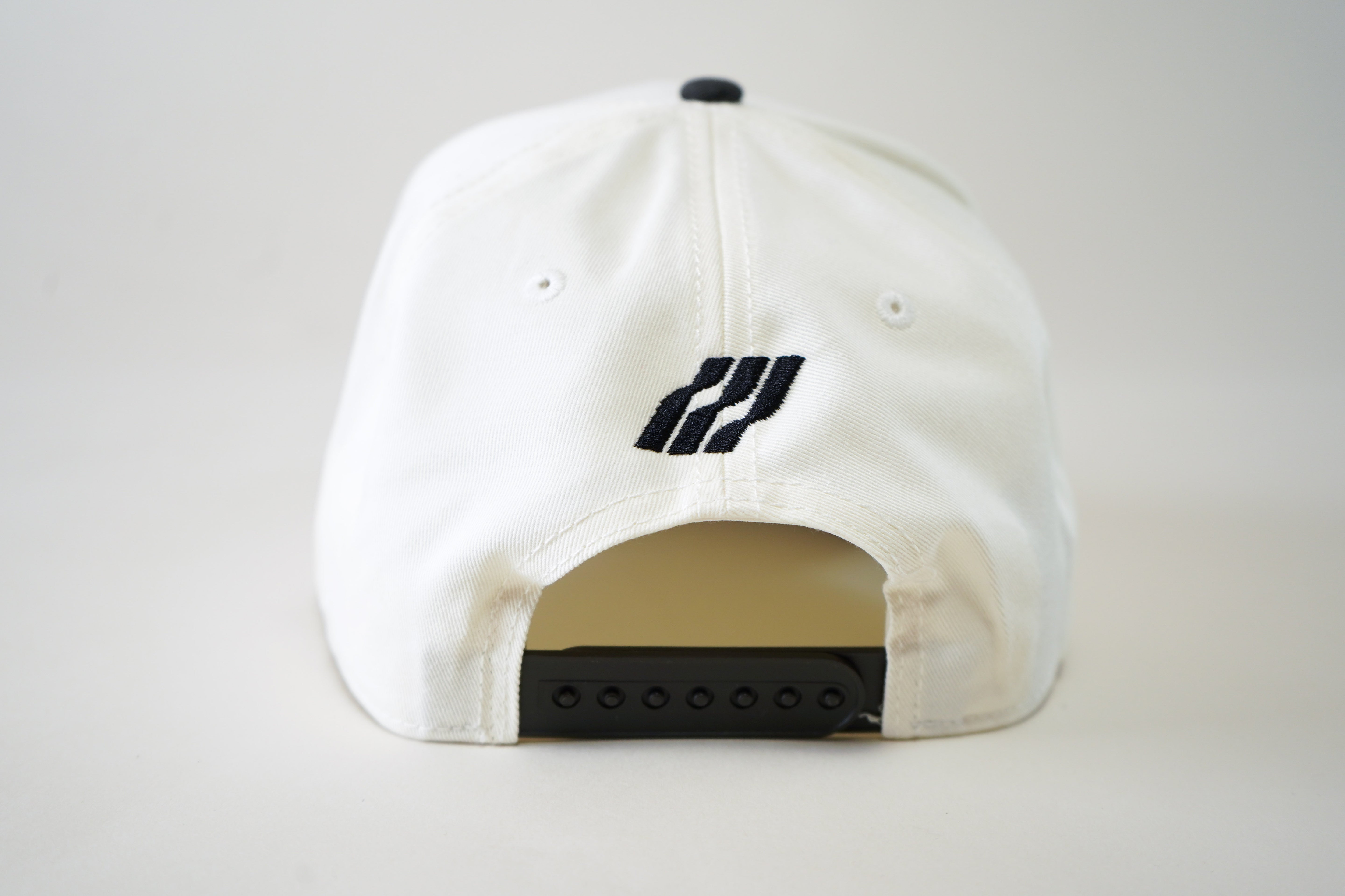 MELA HAT